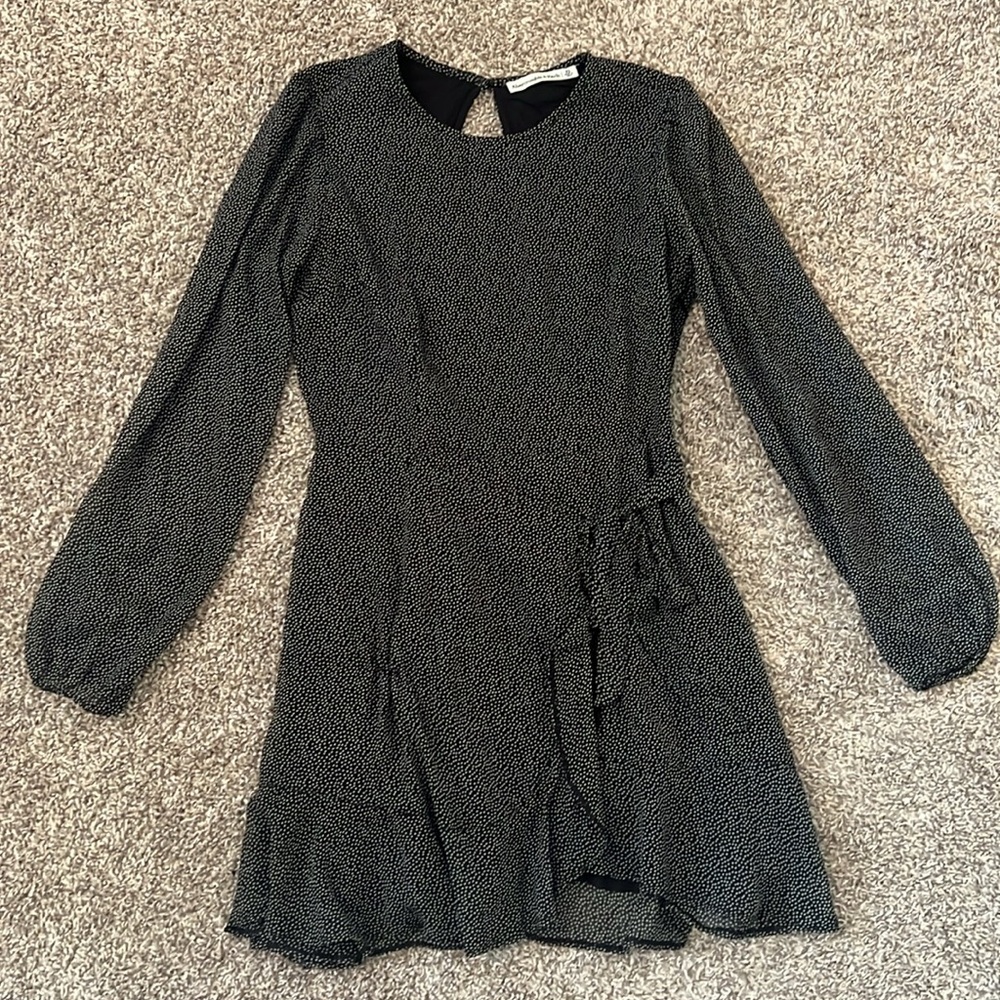 Abercrombie & Fitch black polka dot dress with ruffle XS